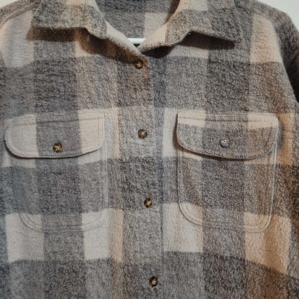 Plaid flannel jacket - Picture 3 of 5
